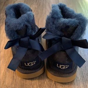 Toddler Size 9 Floral Bailey Bow Ugg Boots LikeNew